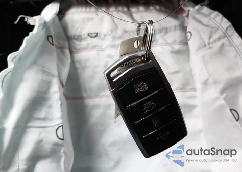 2020 Genesis G70 2.0T Rwd from USA, damaged, VIN KMTG34LA8LU059488